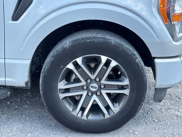 Used 2022 White Ford XL image 15