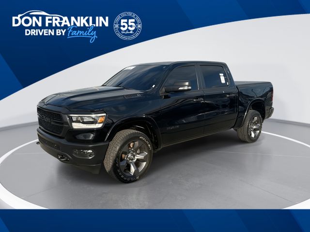 Super Black 2025 Nissan Kicks SR AWD SUV / Crossover All-Wheel Drive Continuously Variable Transmission