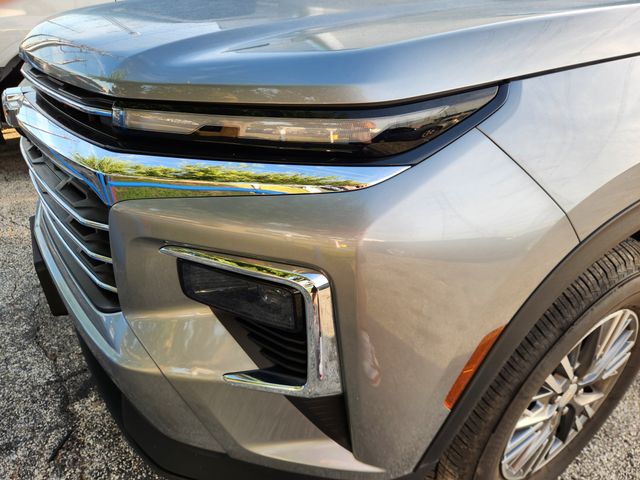 2025 Chevrolet Traverse LT Gray at River Oaks CDJR
