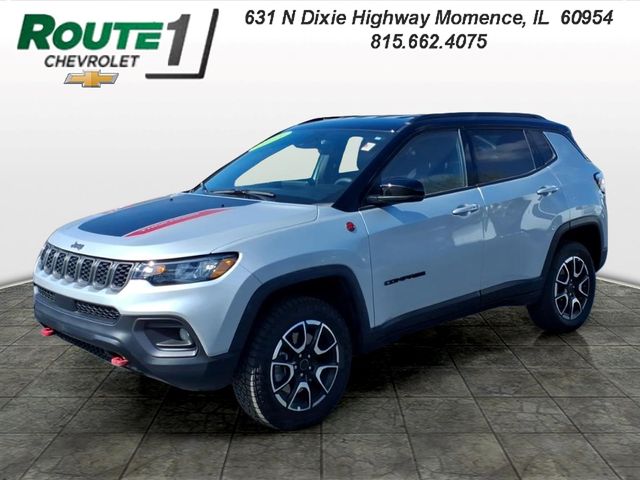 Silver Zynith Metallic Clearcoat 2025 Jeep Compass Trailhawk 4WD SUV / Crossover Four-Wheel Drive 8-Speed Automatic