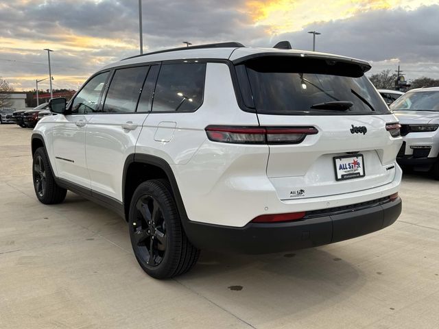 New 2025 White Jeep Limited image 4
