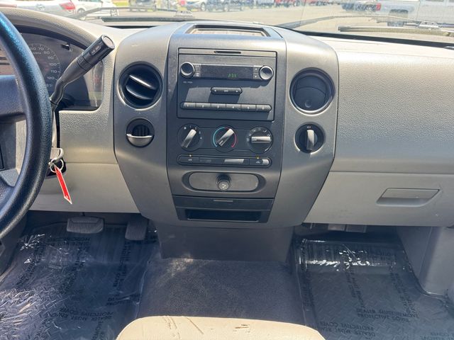 2007 Ford F-150 XL - Forest Green Clearcoat Metallic exterior view 15