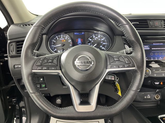 2019 Magnetic Black Pearl Nissan Rogue S FWD SUV