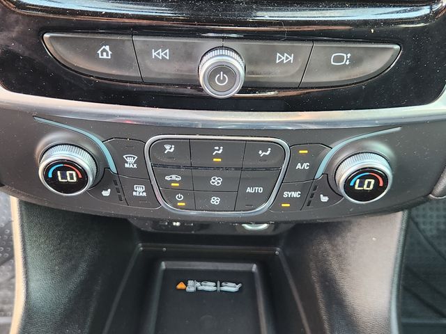 2023 Chevrolet Traverse LT Beige at AutoSavvy Houston Southwest