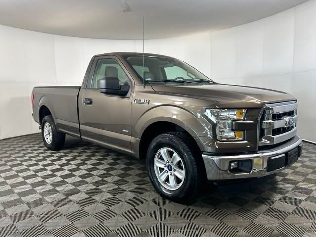 2016 Ford F-150 XLT 2