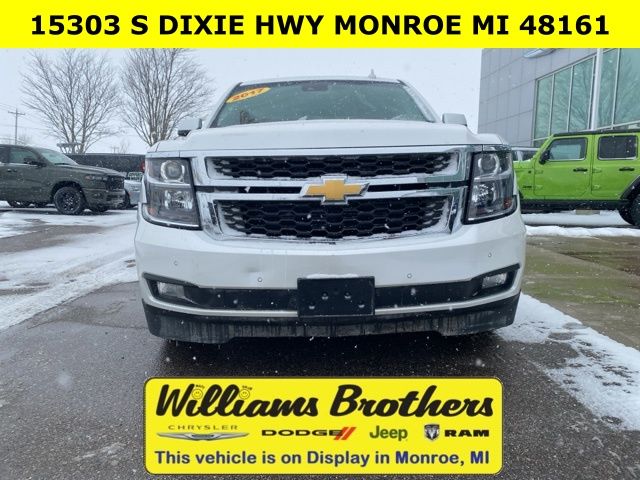 2017 Chevrolet Suburban LT - Iridescent Pearl Tricoat exterior view 2