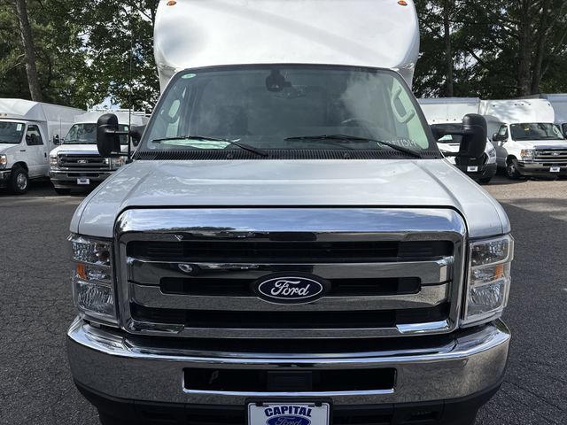 New 2027 White Ford 16FT BOX/RAMP image 10