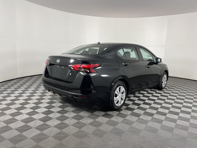 2025 Super Black Metallic Nissan Versa 1.6 S FWD Sedan