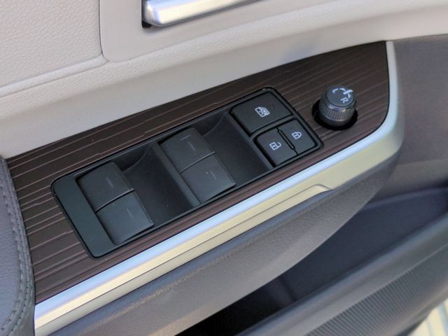 Used 2023 Beige Toyota XLE image 13