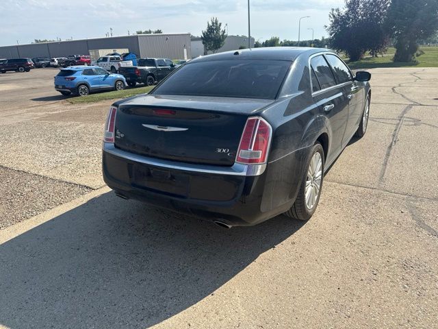2013 Phantom Black Tri-Coat Pearl Chrysler 300 C AWD Sedan
