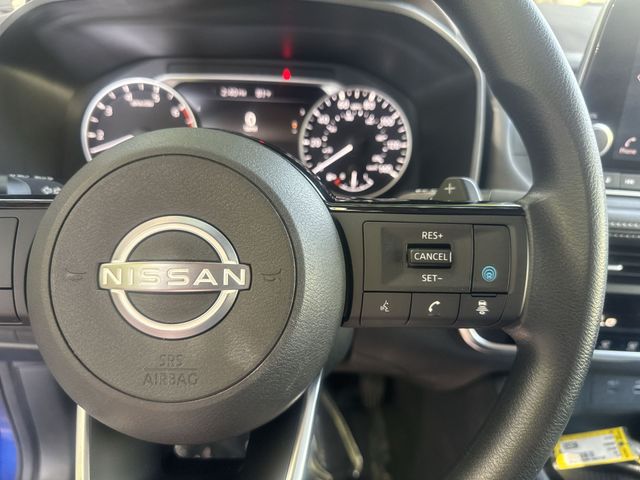Used 2023 Blue Nissan SV image 17