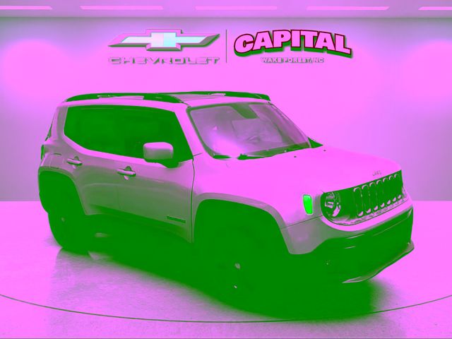 Used 2015 Silver Jeep Latitude image 7