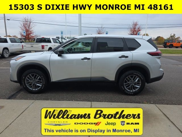 2024 Nissan Rogue S - Brilliant Silver Metallic exterior view 9