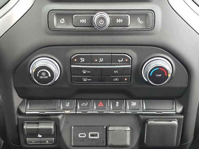 2026 Chevrolet Silverado 2500HD Custom:44913A