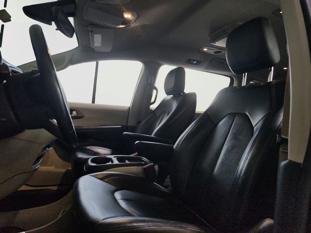 Used 2017 Chrysler Pacifica Van