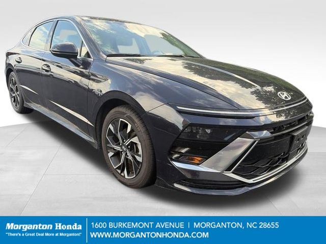 Carbon Blue 2024 Hyundai Sonata Sedan Front-Wheel Drive 8-Speed Automatic