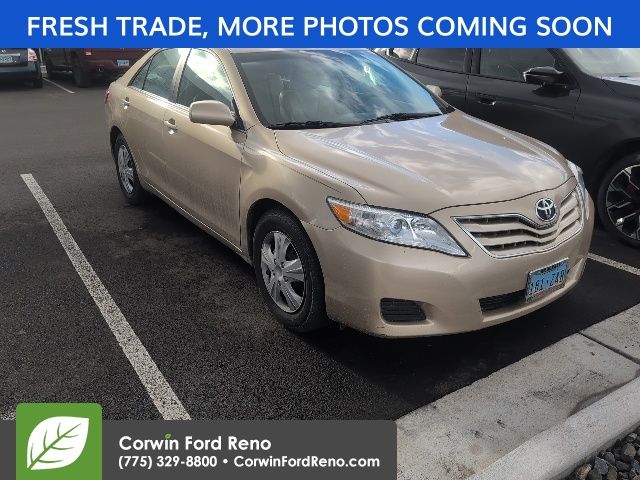Sandy Beach Metallic 2010 Toyota Camry LE Sedan Front-Wheel Drive 6-Speed Automatic Overdrive