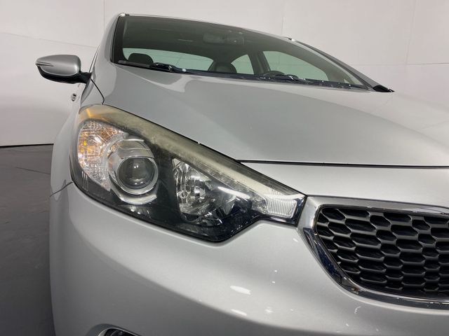 2016 Kia Forte EX 23