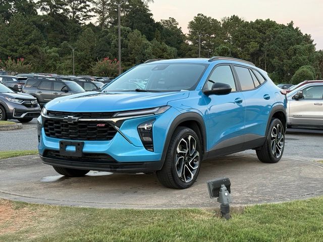 Used 2025 Chevrolet Trax SUV