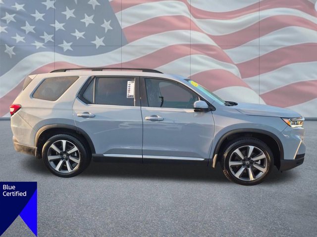 Used 2025  Honda Touring image 2