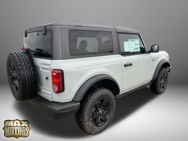 2024 Ford Bronco Black Diamond 8