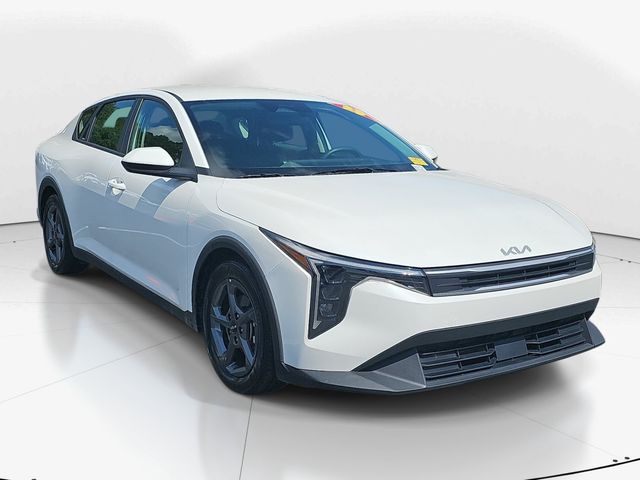 2025 Kia K4 LXS FWD