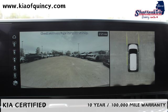 Used 2024 Kia Carnival Van