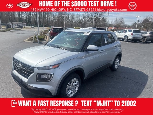 2022 Hyundai Venue SE FWD