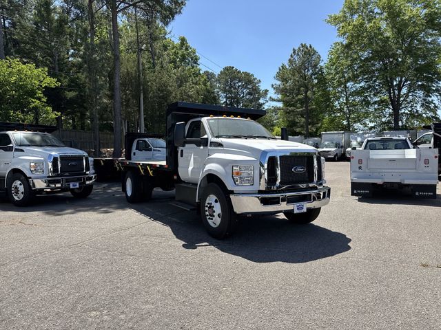 New 2027 White Ford 16FT DUMP/NO SIDES image 2