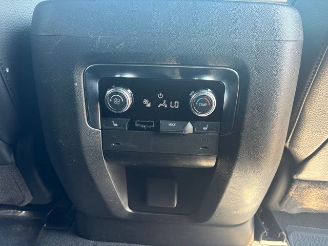 Used 2025 GMC Yukon SUV