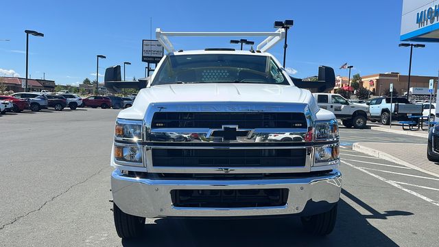 2023 Chevrolet Silverado 5500HD Work Truck 3