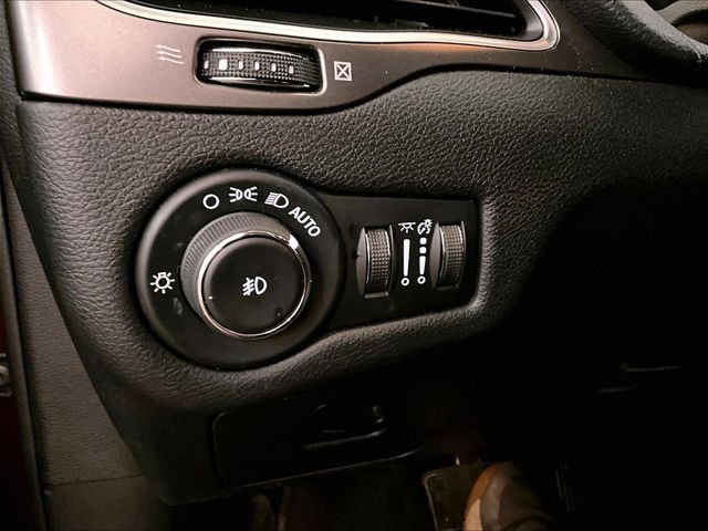 2019 Jeep Cherokee Latitude Plus Red at Auto Express Mitsubishi