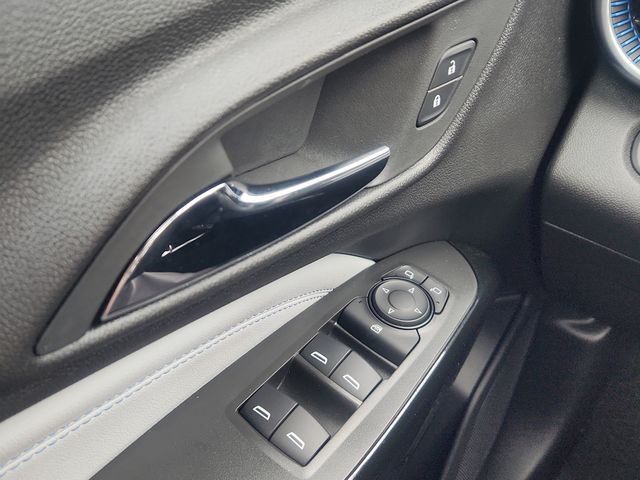 Used 2025 Chevrolet Trax For Sale in Grove City, OH