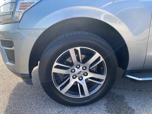 2023 Ford Expedition Max Limited photo