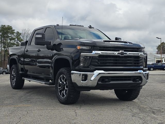 2024 Chevrolet Silverado 2500HD LT:45240A