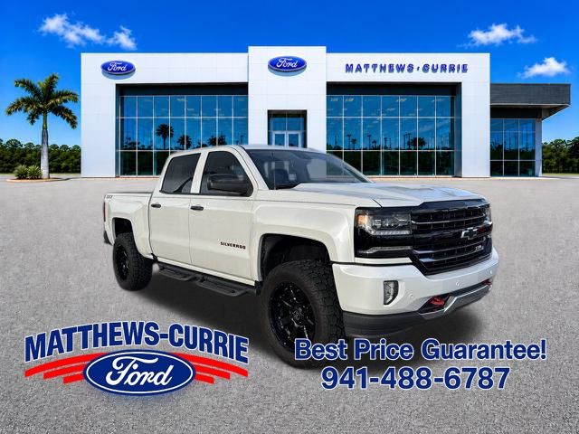 White (Iridescent Pearl Tricoat) 2017 Chevrolet Silverado 1500 Pickup Truck Four-Wheel Drive 8-Speed Automatic Overdrive