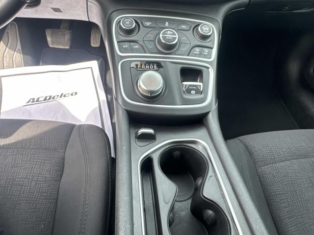 2015 Chrysler 200 - Image 18