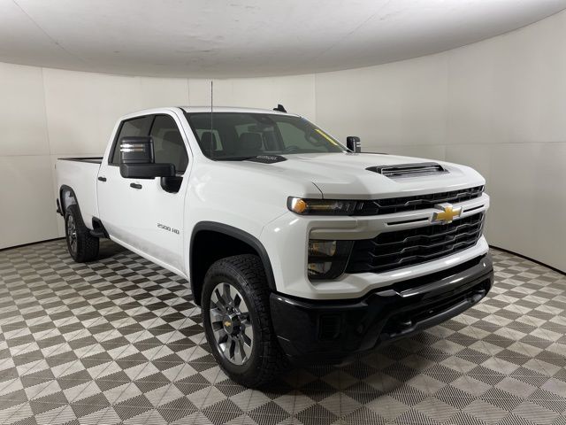 2025 Chevrolet Silverado 2500HD Custom 14