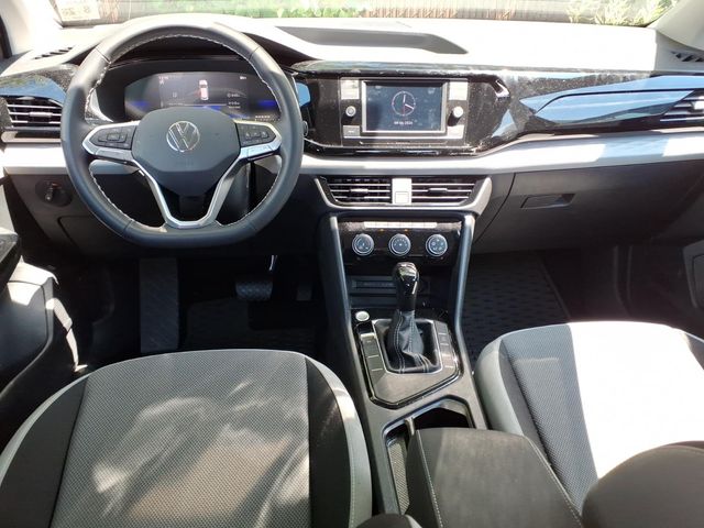 2023 Volkswagen Taos - Image 10
