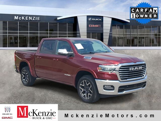 2025 RAM 1500 Laramie Crew Cab 4WD
