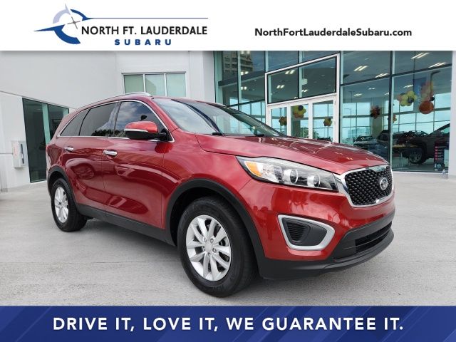 2017 Kia Sorento LX 1