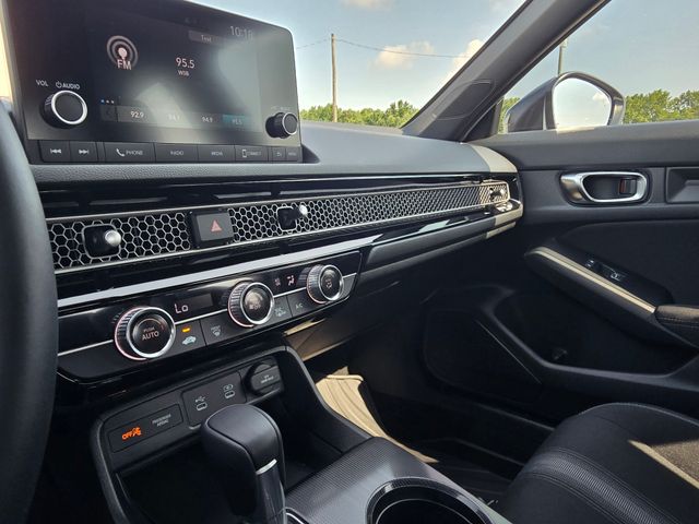 2025 Honda Civic Sport:168856B