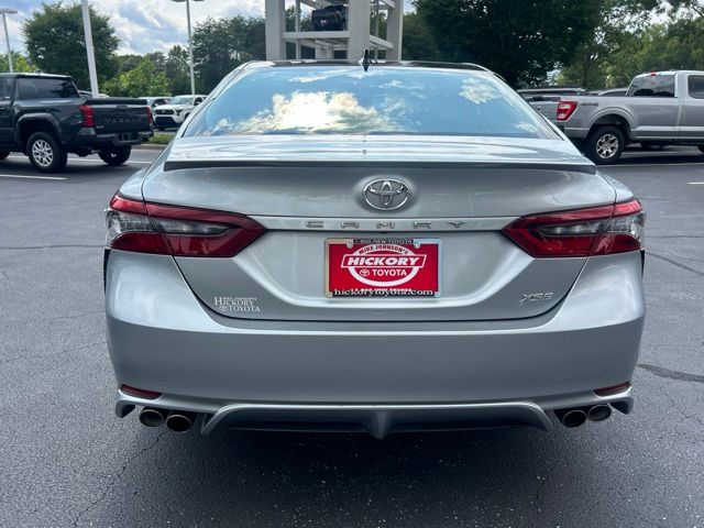 2022 Toyota Camry XSE - Photo 8