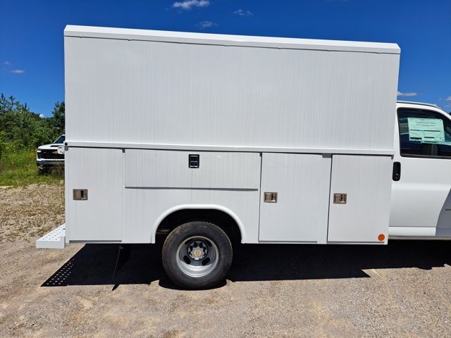 New 2025 Chevrolet Express 3500 Service Utility Van for sale #S1100217 - photo 16