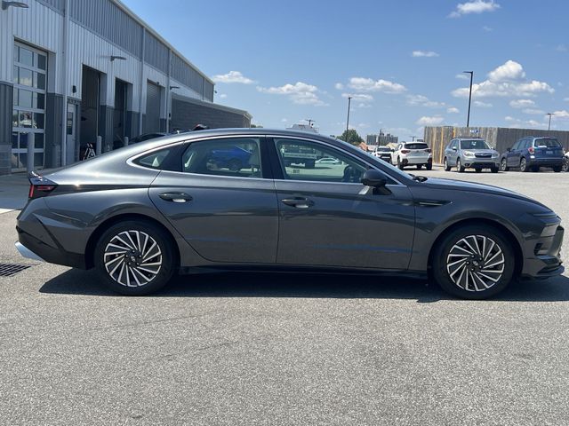 Used 2024 Gray Hyundai Limited image 14