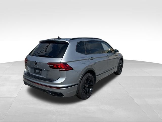 2024 Volkswagen Tiguan 2.0T SE R-Line Black photo