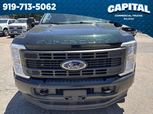 2025 Ford F-550 Super Duty Chassis Cab XL - Photo 10