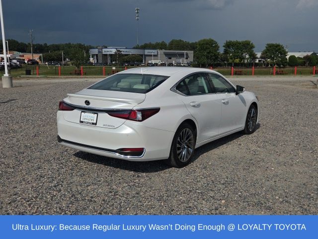 Used 2025 Lexus ES Sedan