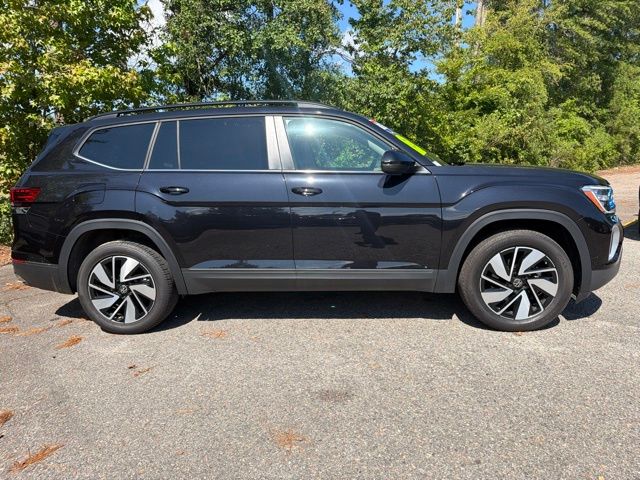 Used 2025 Volkswagen Atlas SUV