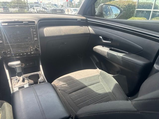 Used 2022 Green Hyundai SEL Premium image 21